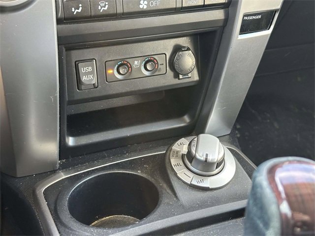 Used 2016 Toyota 4Runner Limited image 10