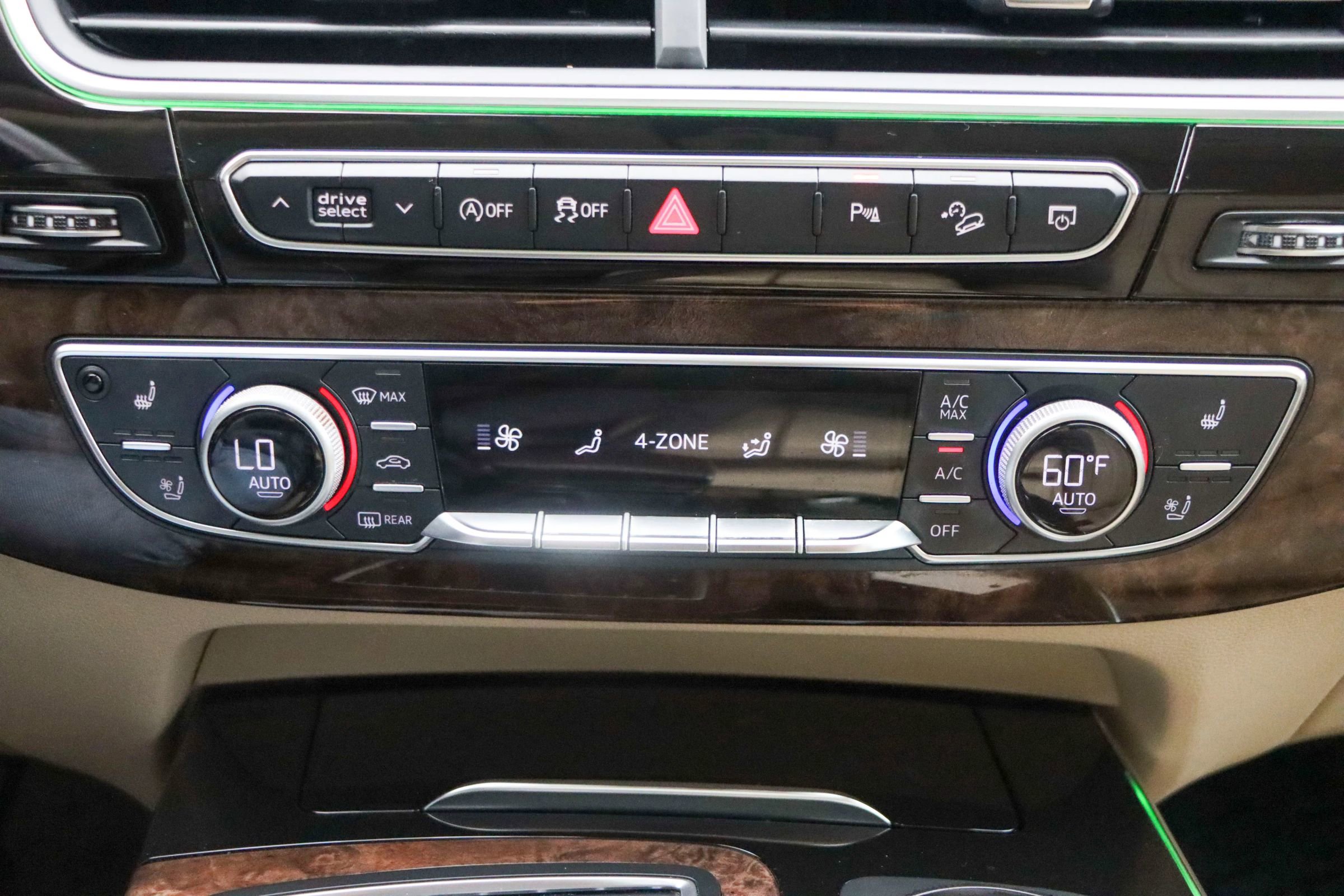 Used 2018 Audi Q7 3.0T Prestige image 47