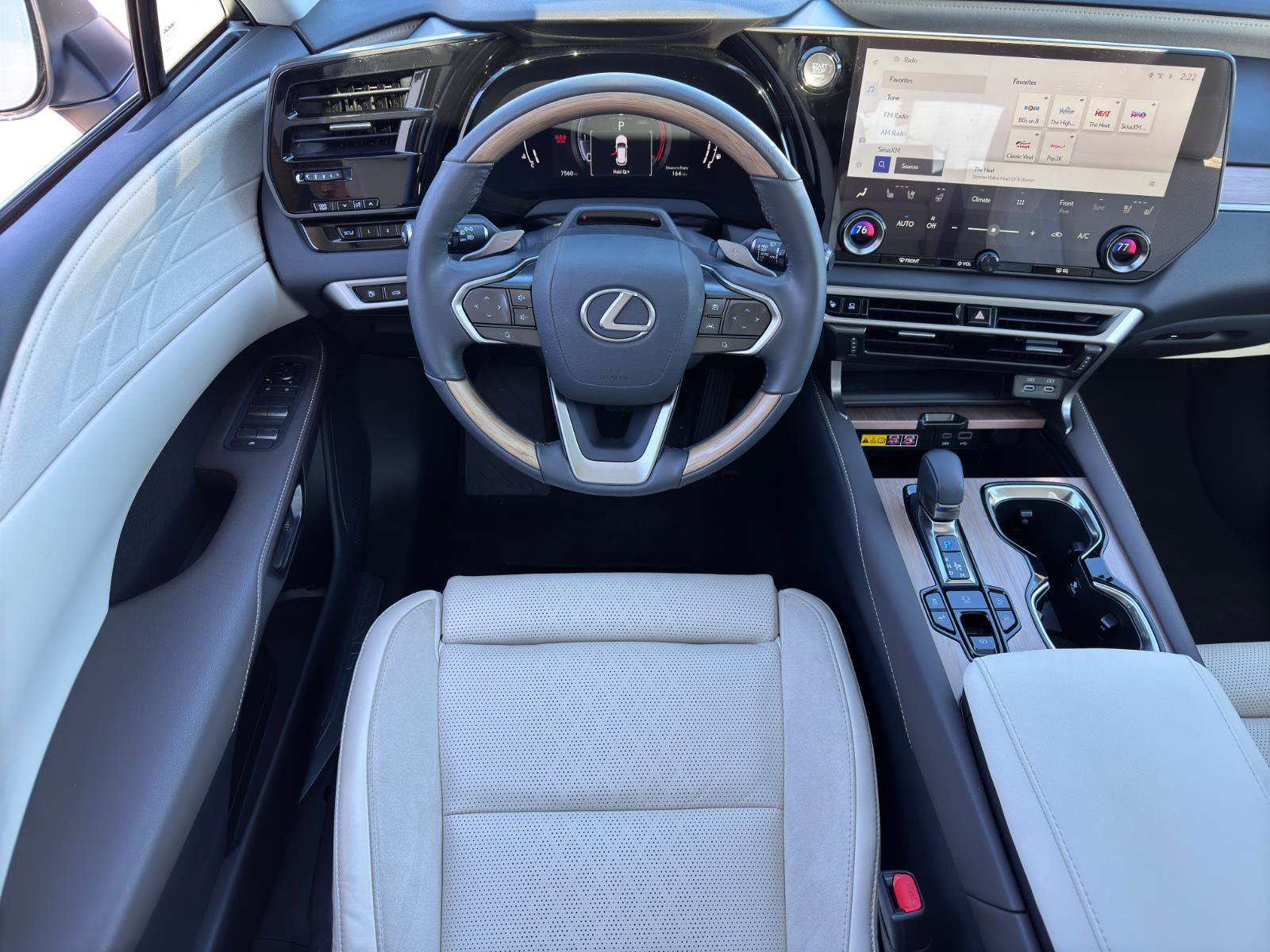 Used 2023 Lexus RX 350 w/ Accessory Package (Z1) image 26