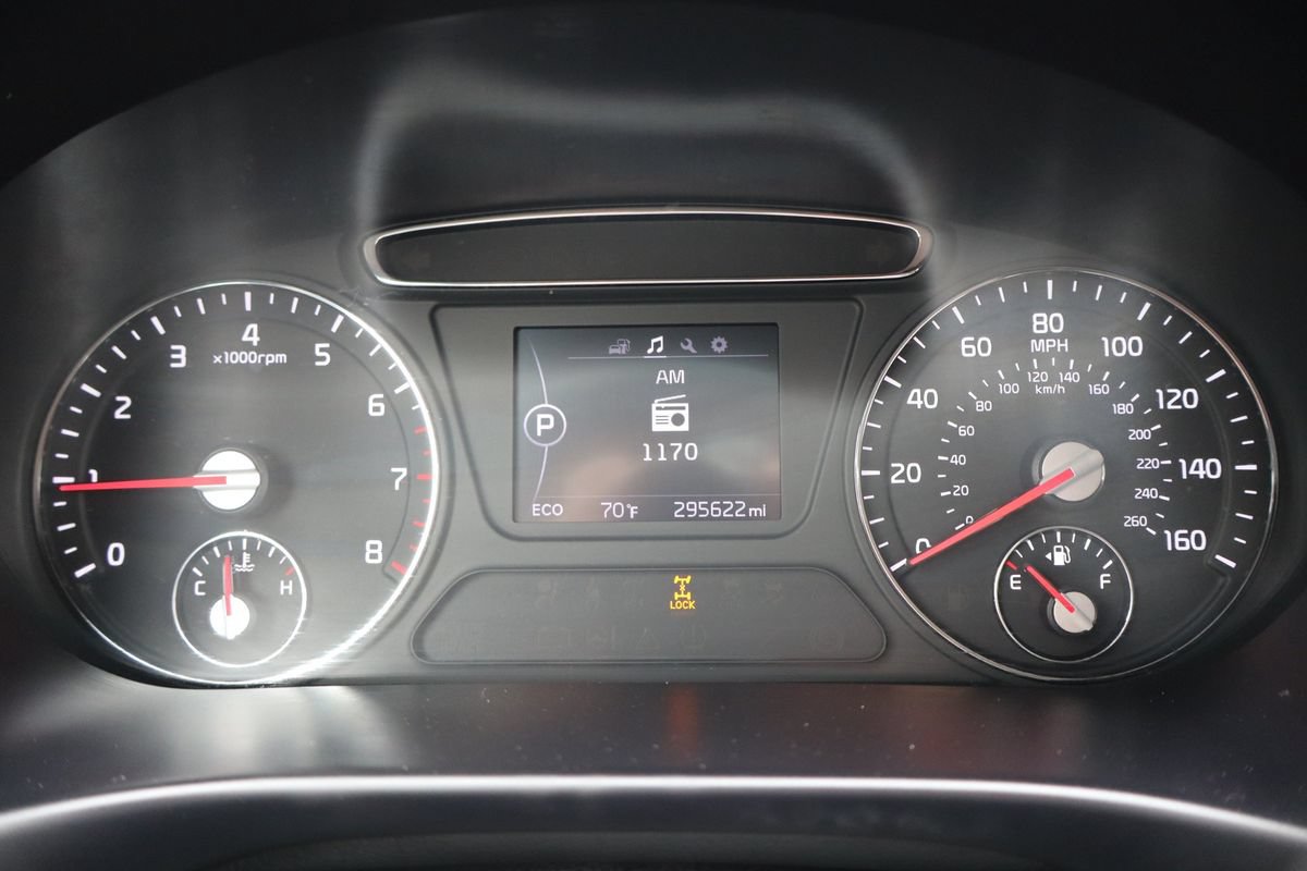 Used 2016 Kia Sorento LX AWD/4WD image 35