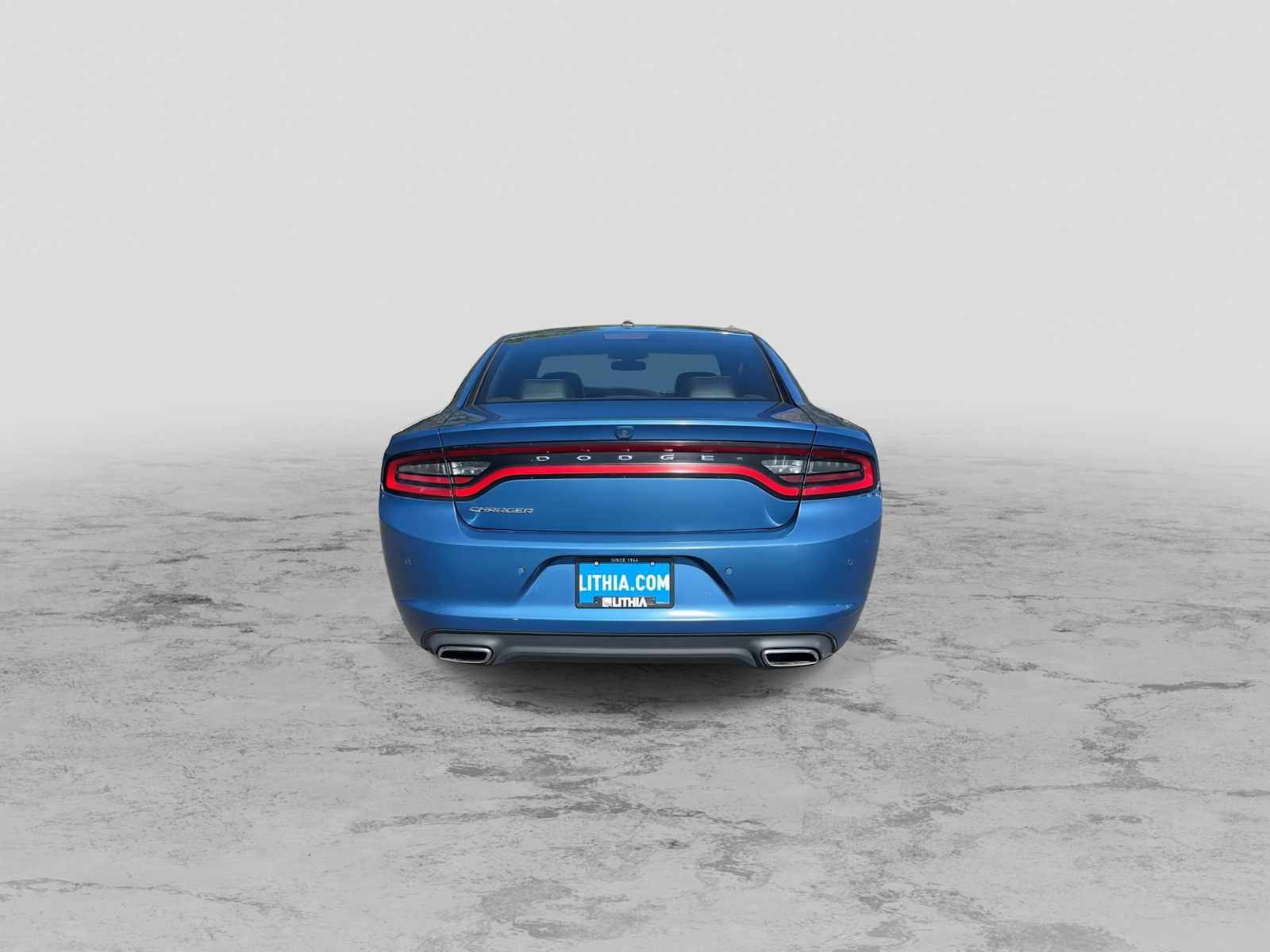 Certified 2022 Dodge Charger SXT w/ Leather Interior Group image 7