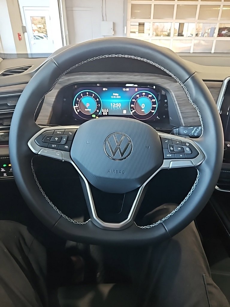 New 2026 Volkswagen Atlas SEL image 37