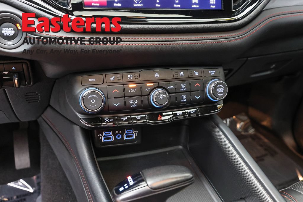 Used 2024 Dodge Durango GT AWD/4WD image 20
