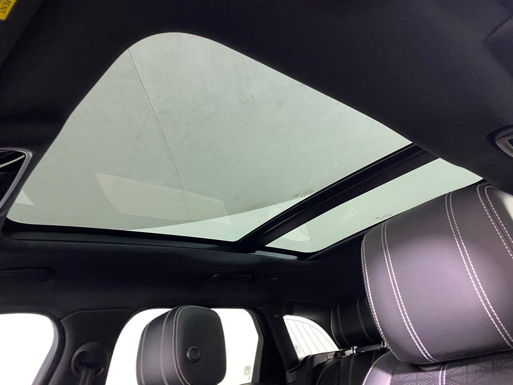 Used 2020 Land Rover Range Rover Velar R-Dynamic HSE image 25