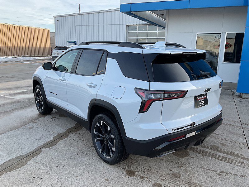 New 2026 Chevrolet Equinox RS w/ Convenience Package III image 8