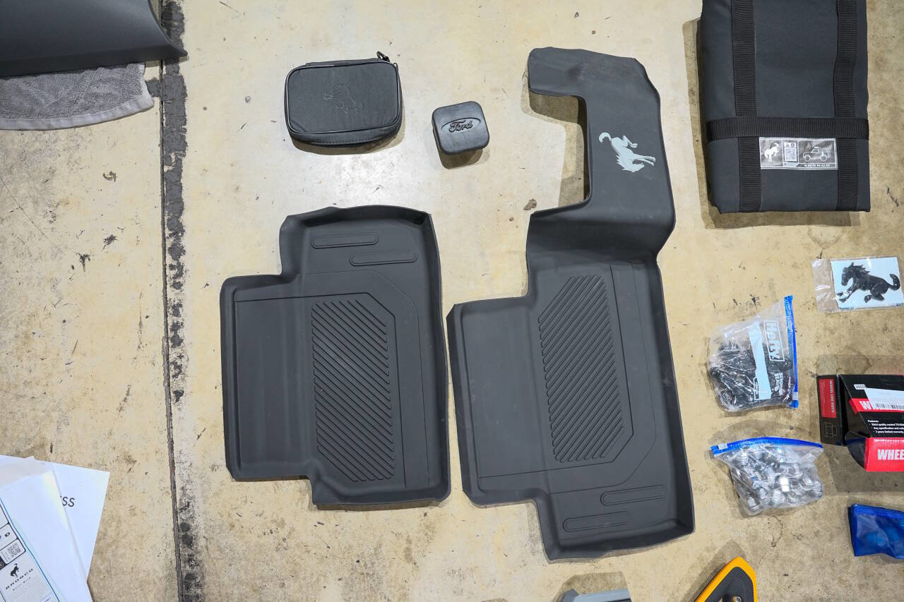 Used 2023 Ford Bronco Badlands image 24