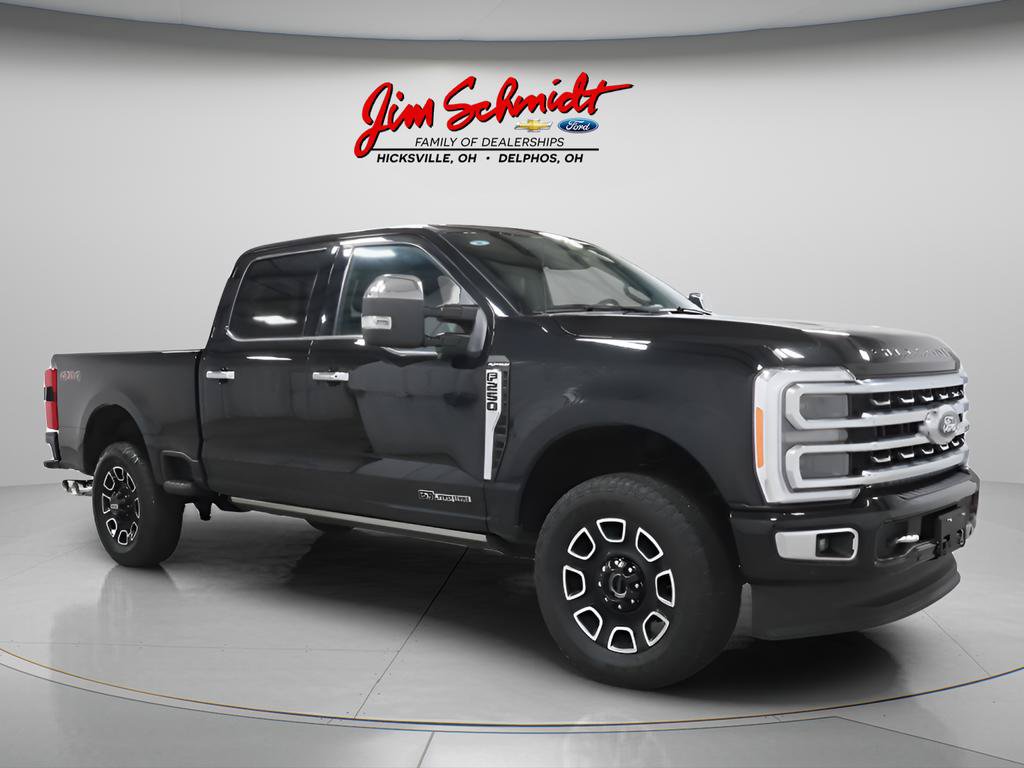 Used 2023 Ford F250 Platinum AWD/4WD image 2