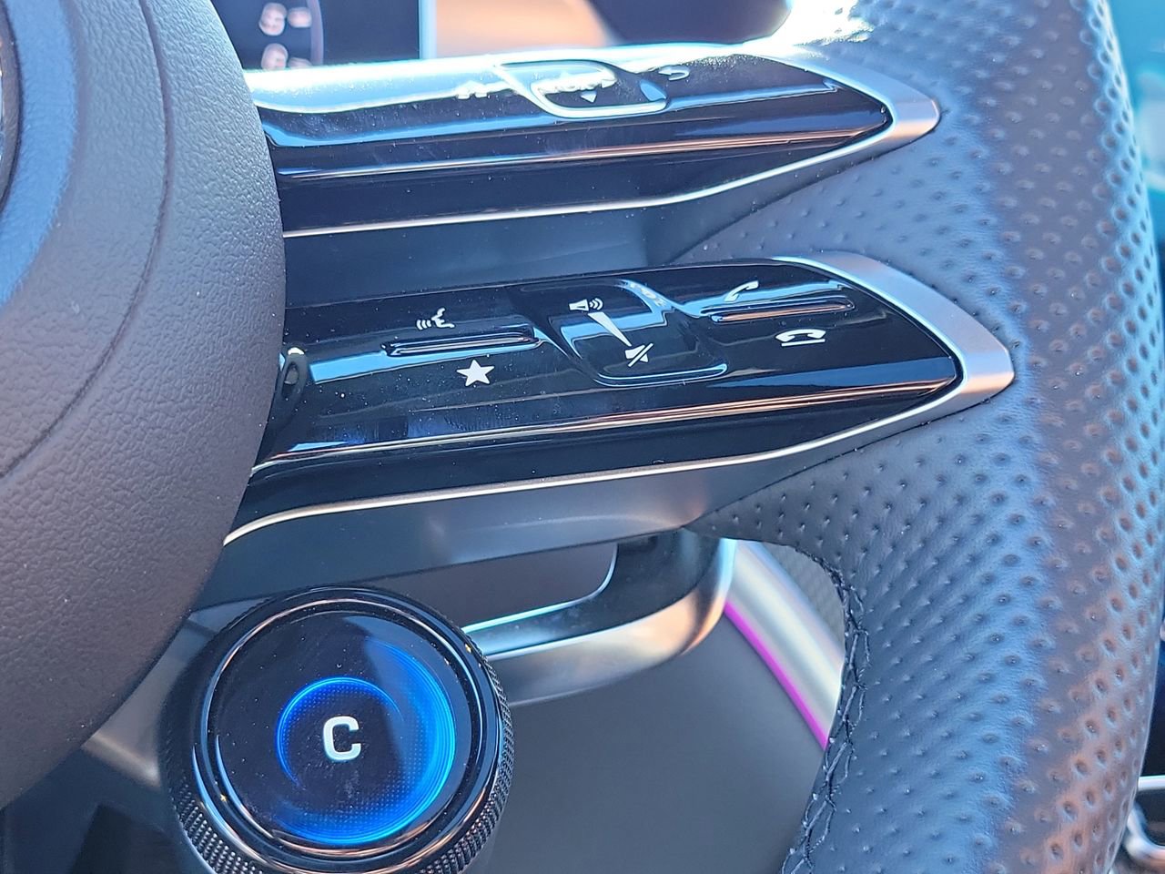 New 2025 Mercedes-Benz GLC 63 AMG S image 27