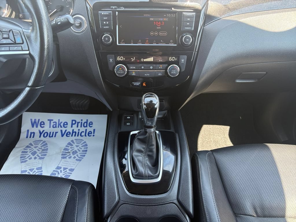 Used 2022 Nissan Rogue Sport SL AWD/4WD image 11