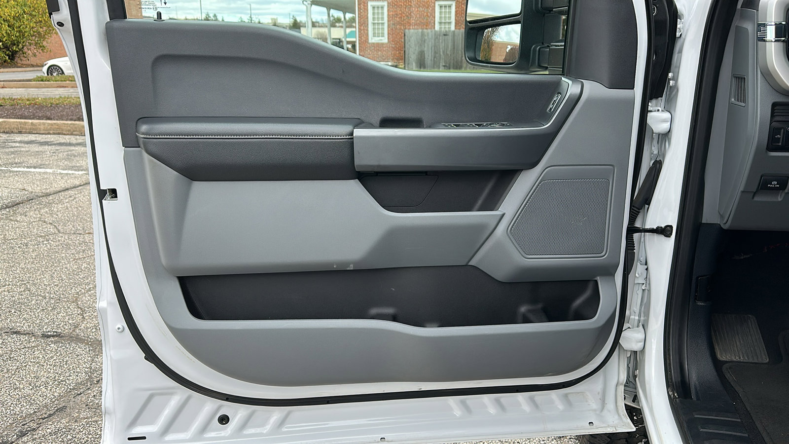 Used 2024 Ford F250 XLT w/ FX4 Off-Road Package image 16