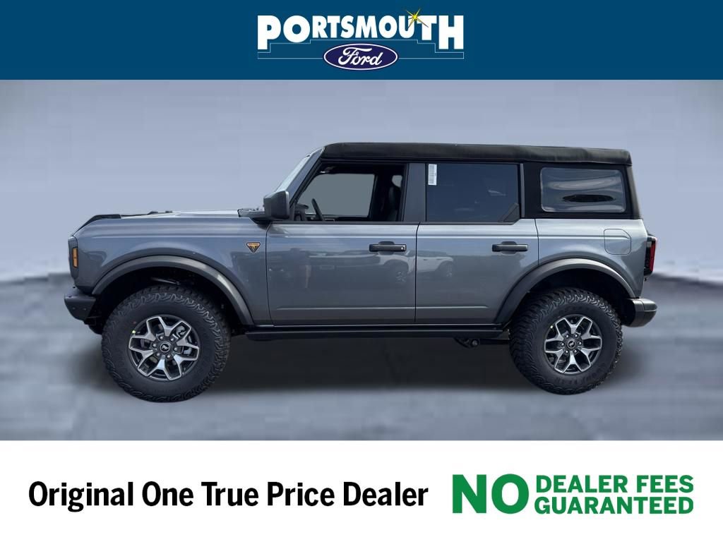 New 2025 Ford Bronco Badlands image 2