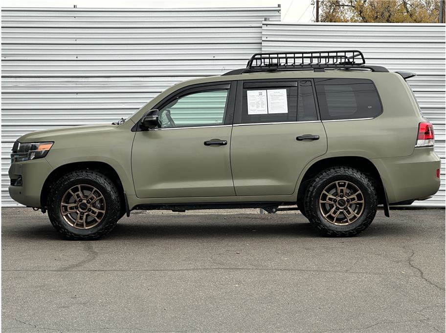 Used 2021 Toyota Land Cruiser Heritage Edition image 13