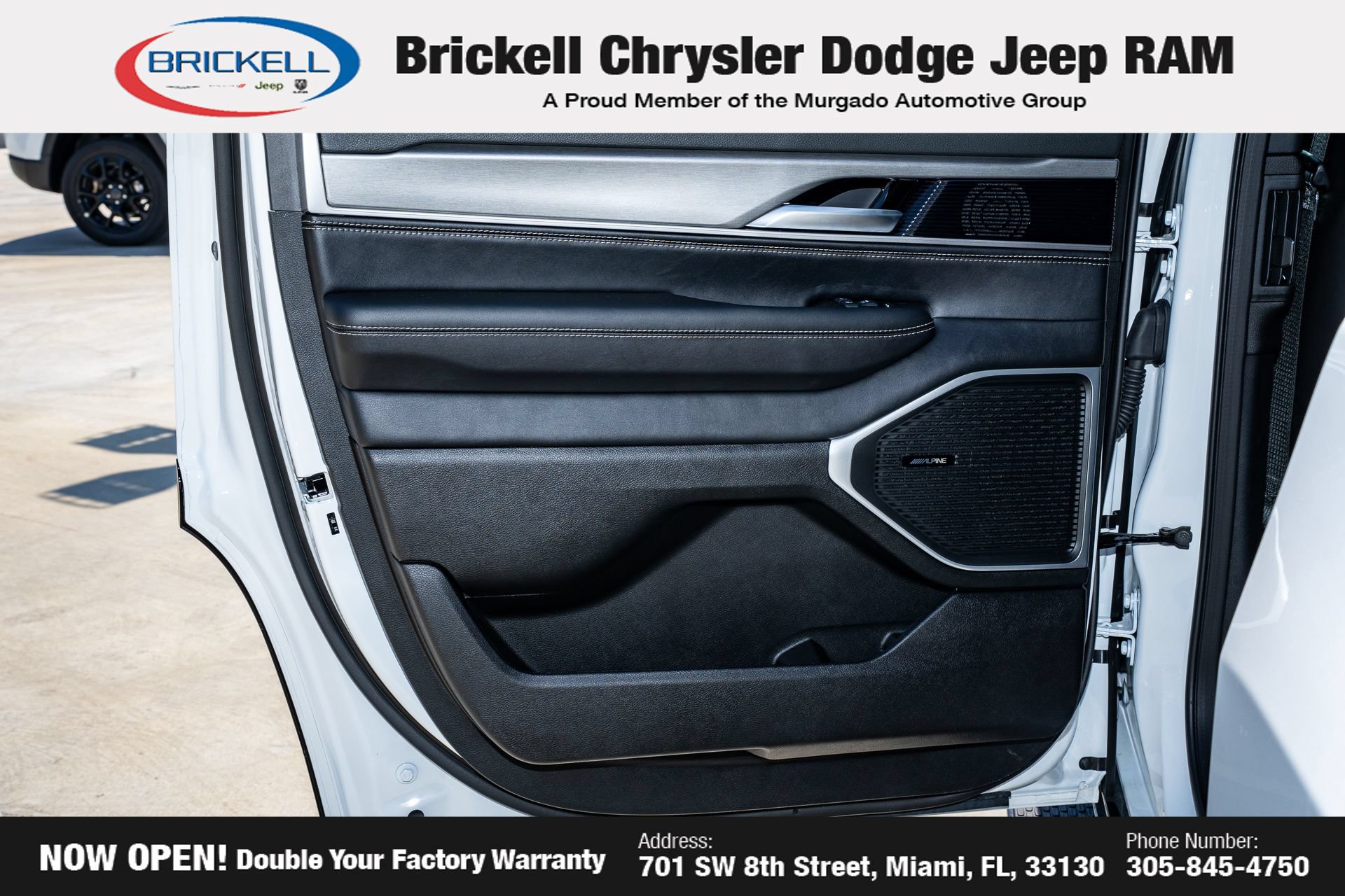Used 2025 Jeep Wagoneer Series II w/ Convenience Group I AWD/4WD image 14