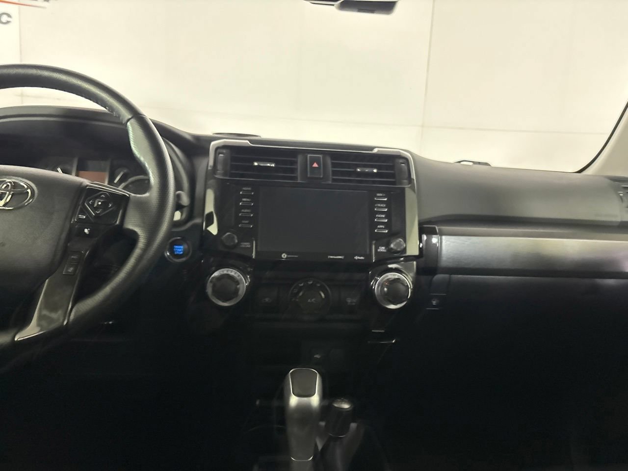 Used 2024 Toyota 4Runner TRD Off-Road Premium w/ Moonroof Package AWD/4WD image 27