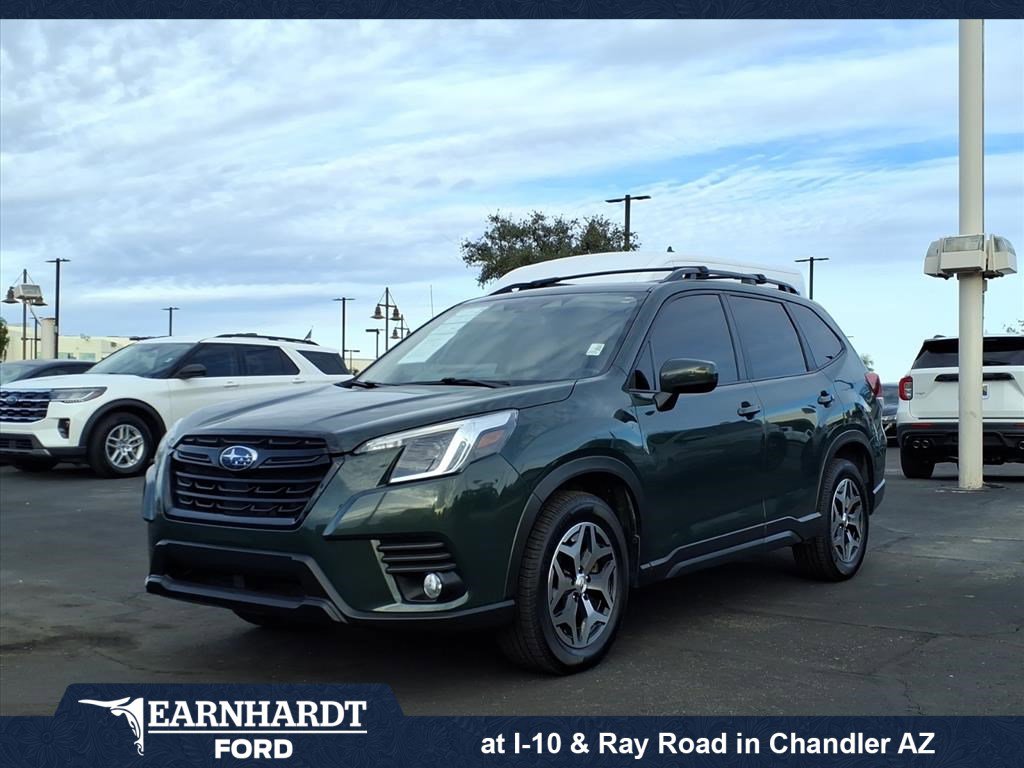 Used 2022 Subaru Forester Premium image 1