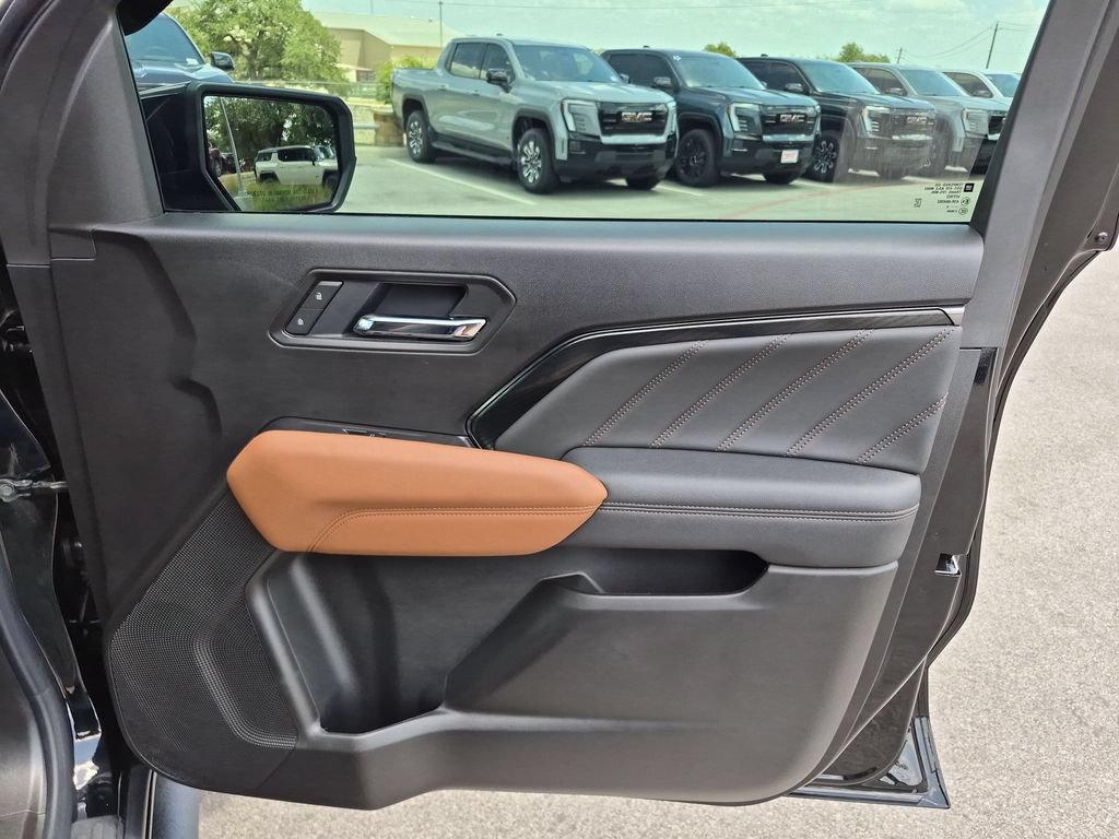 Used 2026 GMC Canyon AT4 AWD/4WD image 36