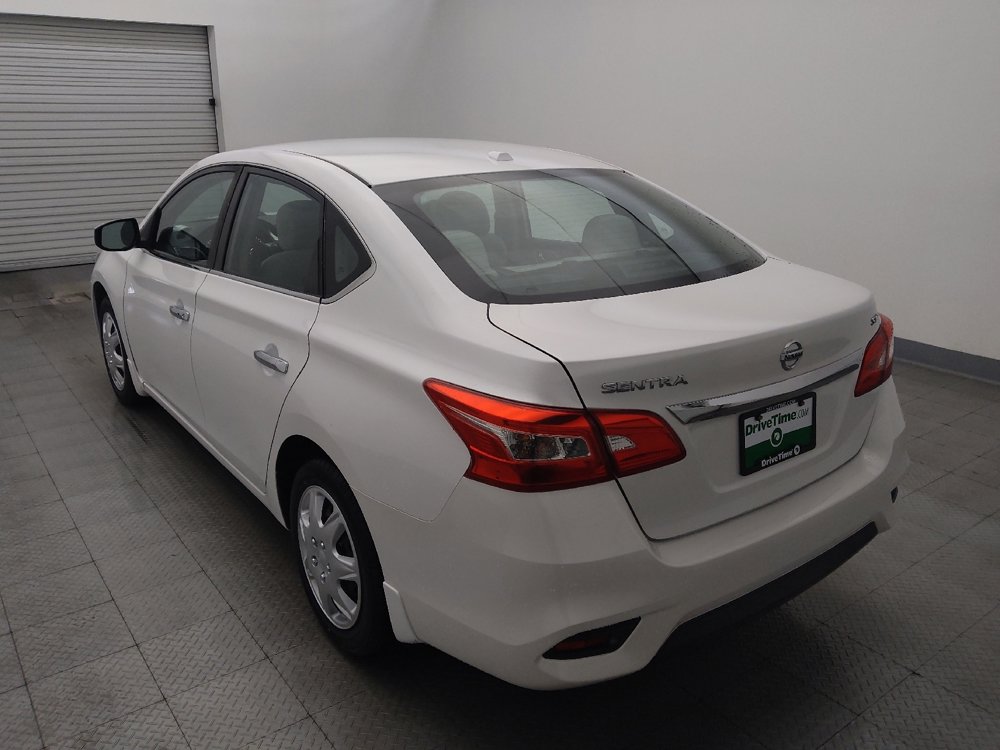 Used 2016 Nissan Sentra SV image 5