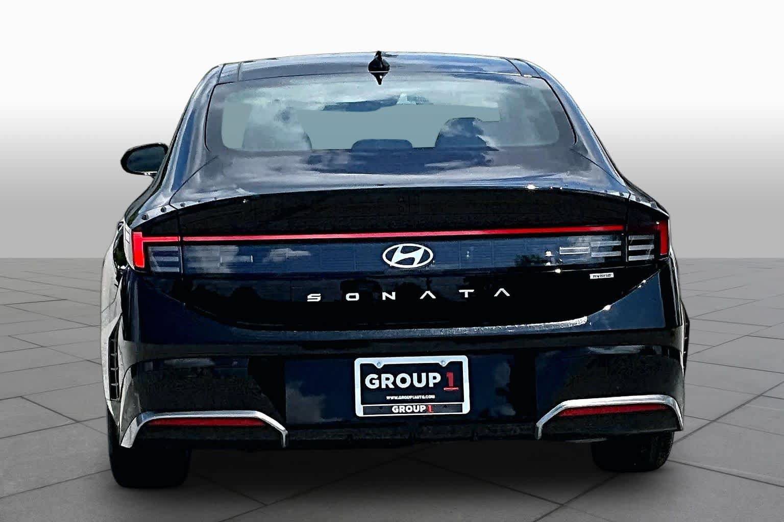 Used 2026 Hyundai Sonata SEL FWD image 5