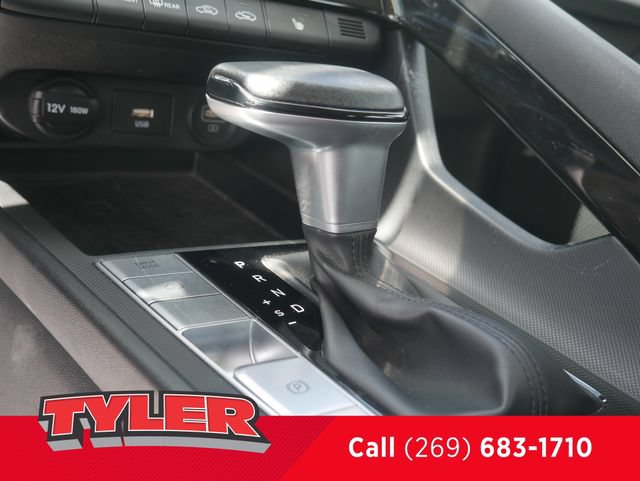 Used 2022 Hyundai Elantra Limited FWD image 32