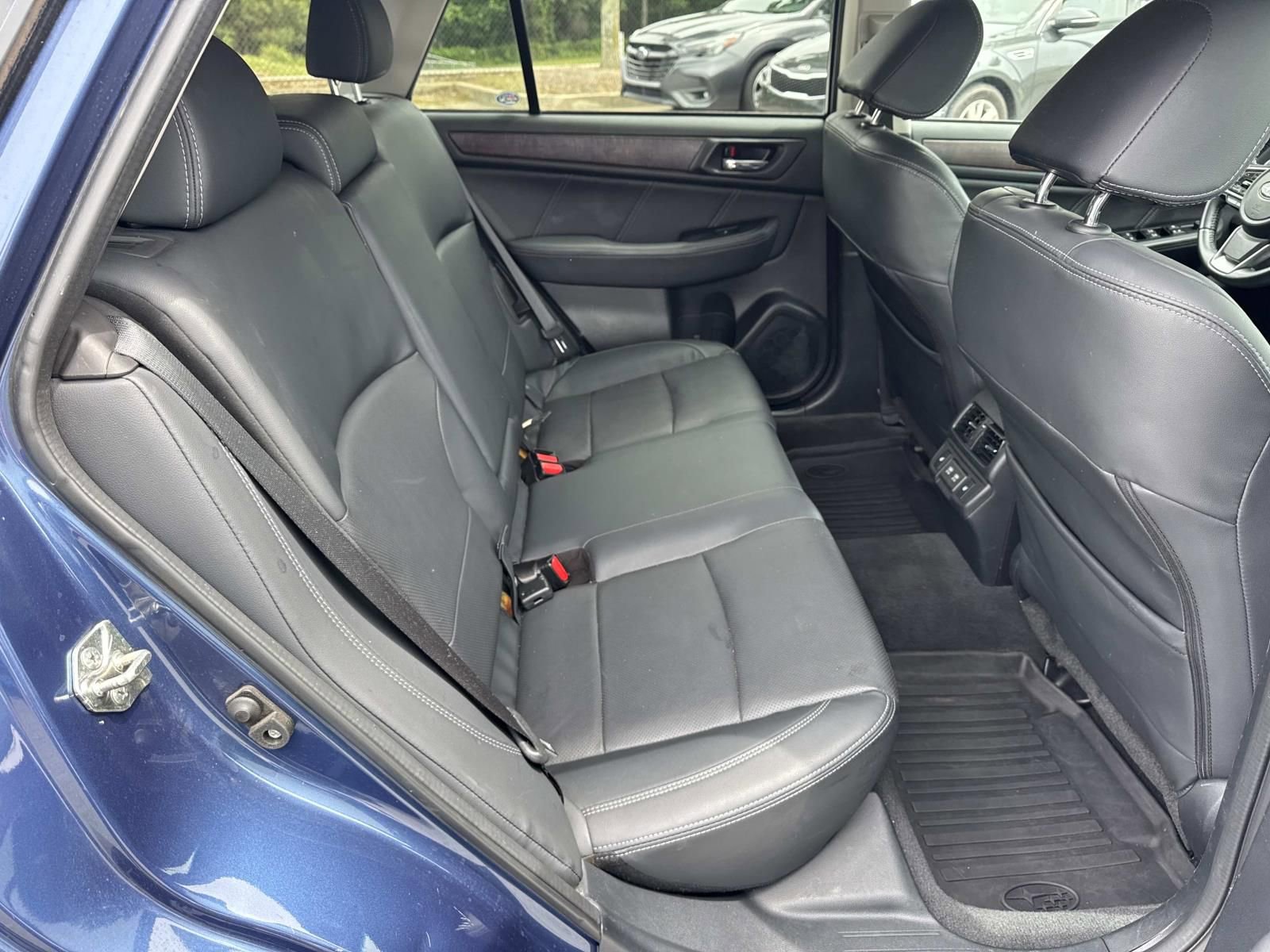 Used 2019 Subaru Outback 2.5i Limited AWD/4WD image 15