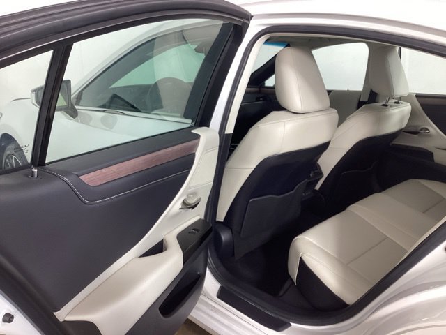 Used 2024 Lexus ES 350 w/ Premium Package FWD image 25