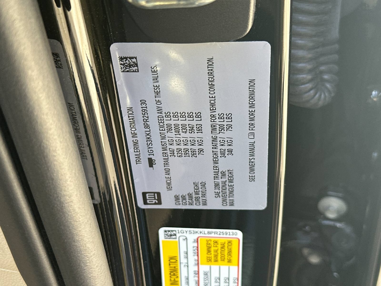 Used 2023 Cadillac Escalade ESV Premium Luxury RWD image 37