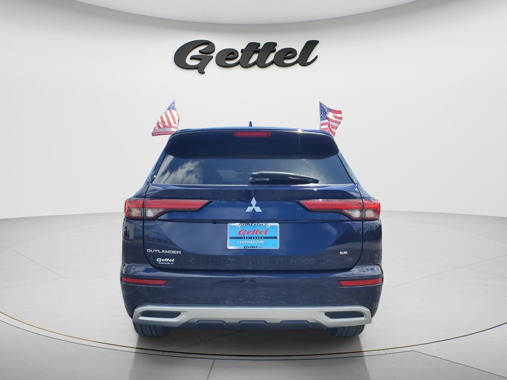 Used 2024 Mitsubishi Outlander SE image 12