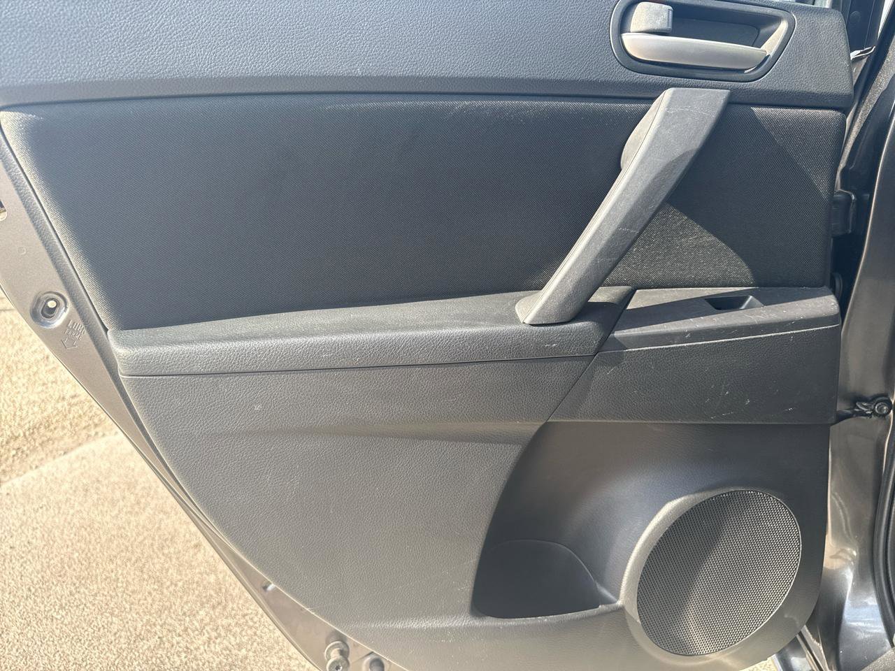 Used 2012 MAZDA MAZDA3 i Touring image 25