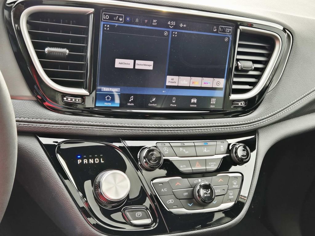 New 2026 Chrysler Pacifica Select image 23