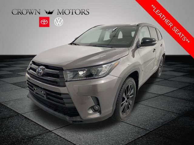 Used 2019 Toyota Highlander SE image 3