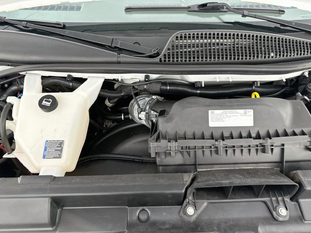 Used 2021 Chevrolet Express 2500 RWD image 30