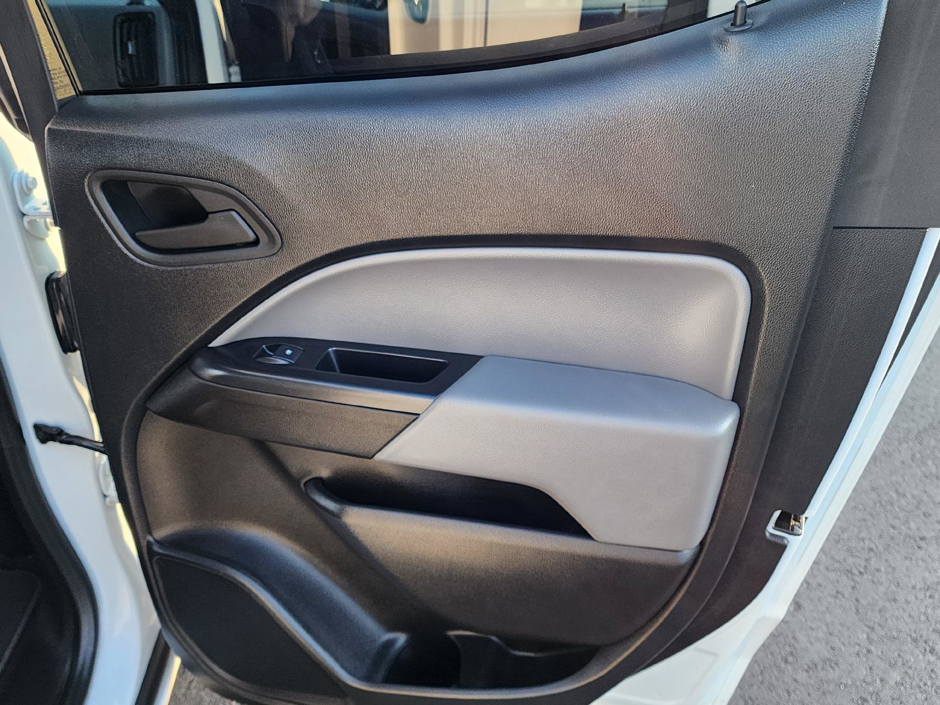 Used 2022 Chevrolet Colorado W/T w/ WT Convenience Package image 13