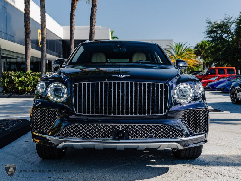 Used 2026 Bentley Bentayga Extended Wheelbase AWD/4WD image 10