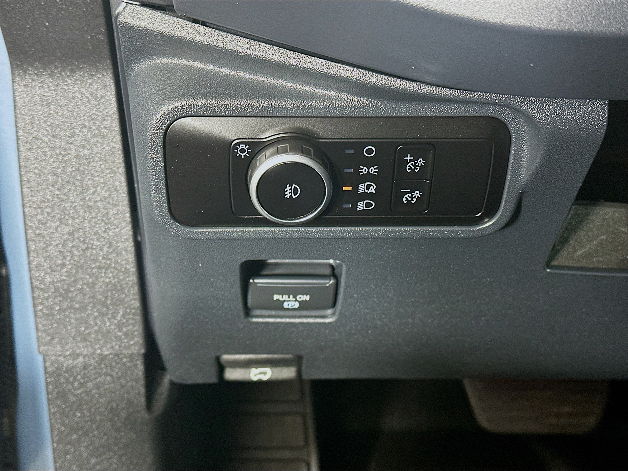 Used 2025 Ford Bronco Badlands AWD/4WD image 16
