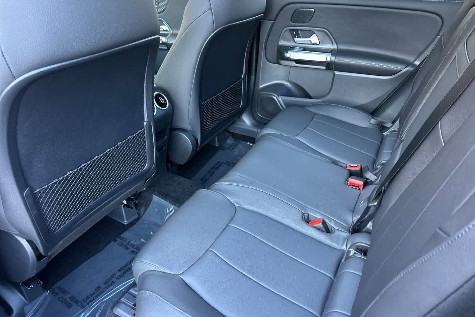 New 2026 Mercedes-Benz GLB 250 4MATIC image 11