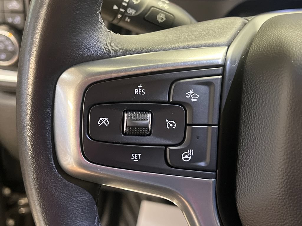 Used 2022 Chevrolet Silverado 2500 LTZ AWD/4WD image 33