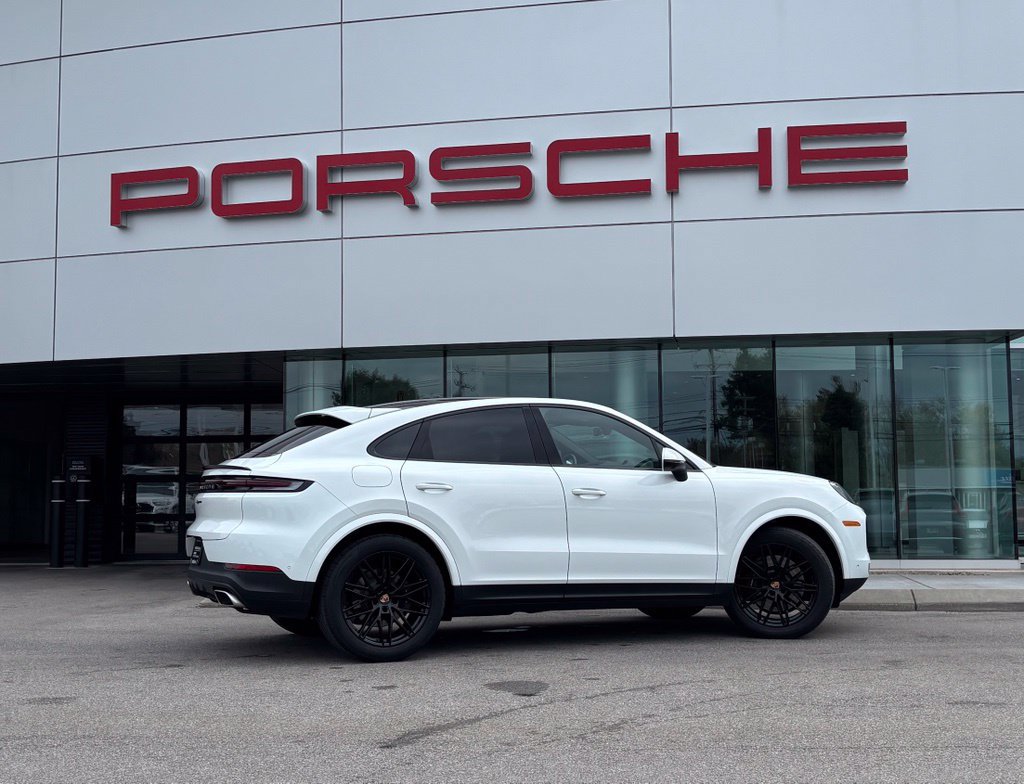 Certified 2026 Porsche Cayenne Coupe AWD/4WD image 15