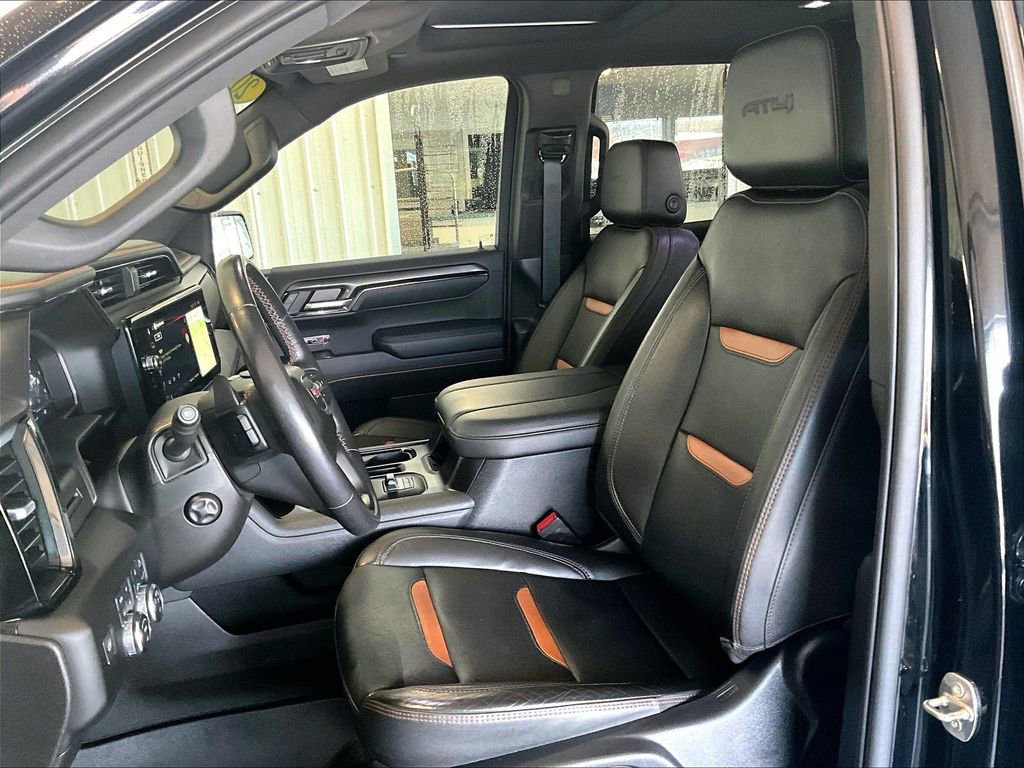 Used 2023 GMC Sierra 1500 AT4 w/ AT4 Premium Package image 10