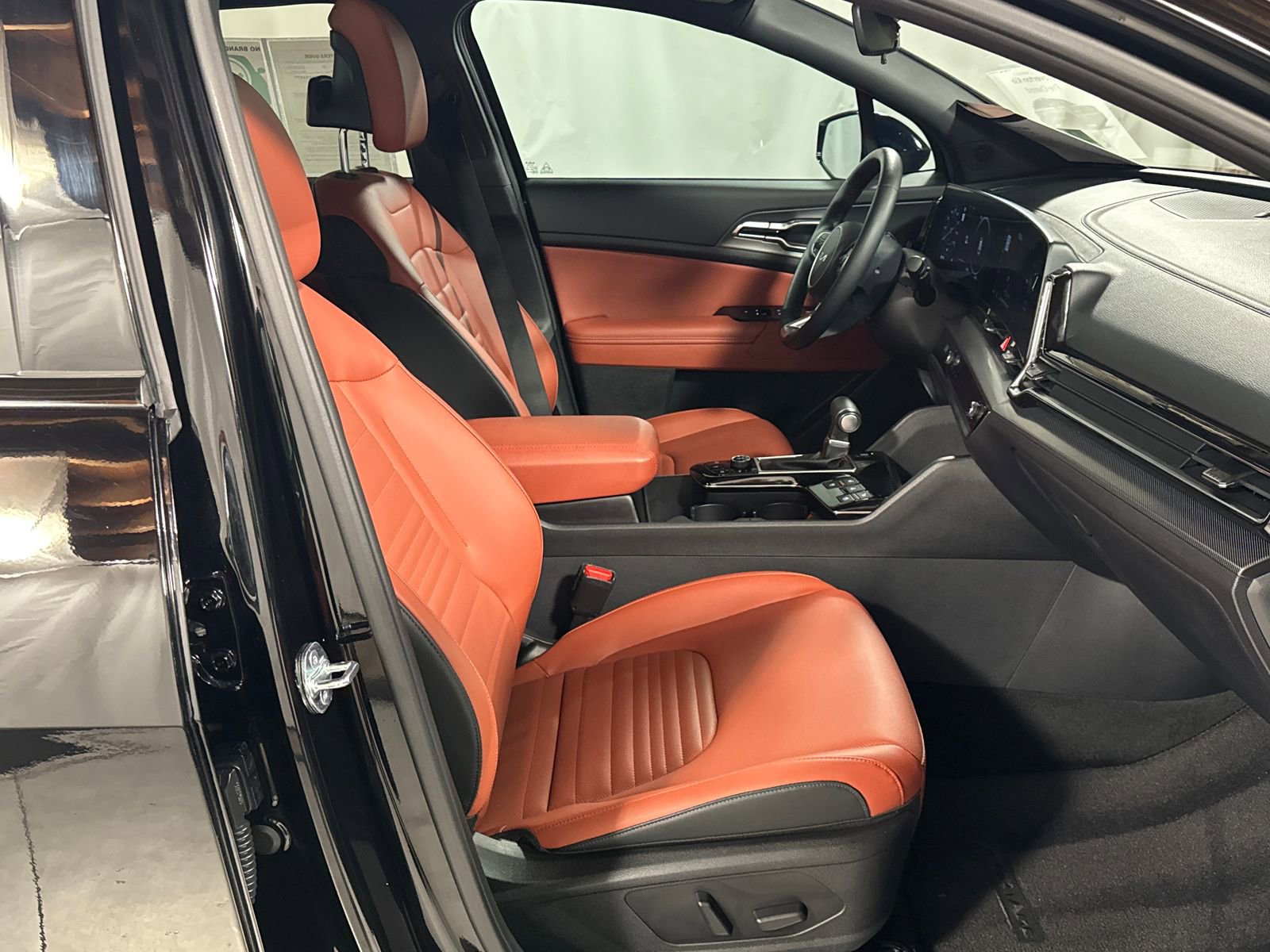 Certified 2024 Kia Sportage SX AWD/4WD image 27