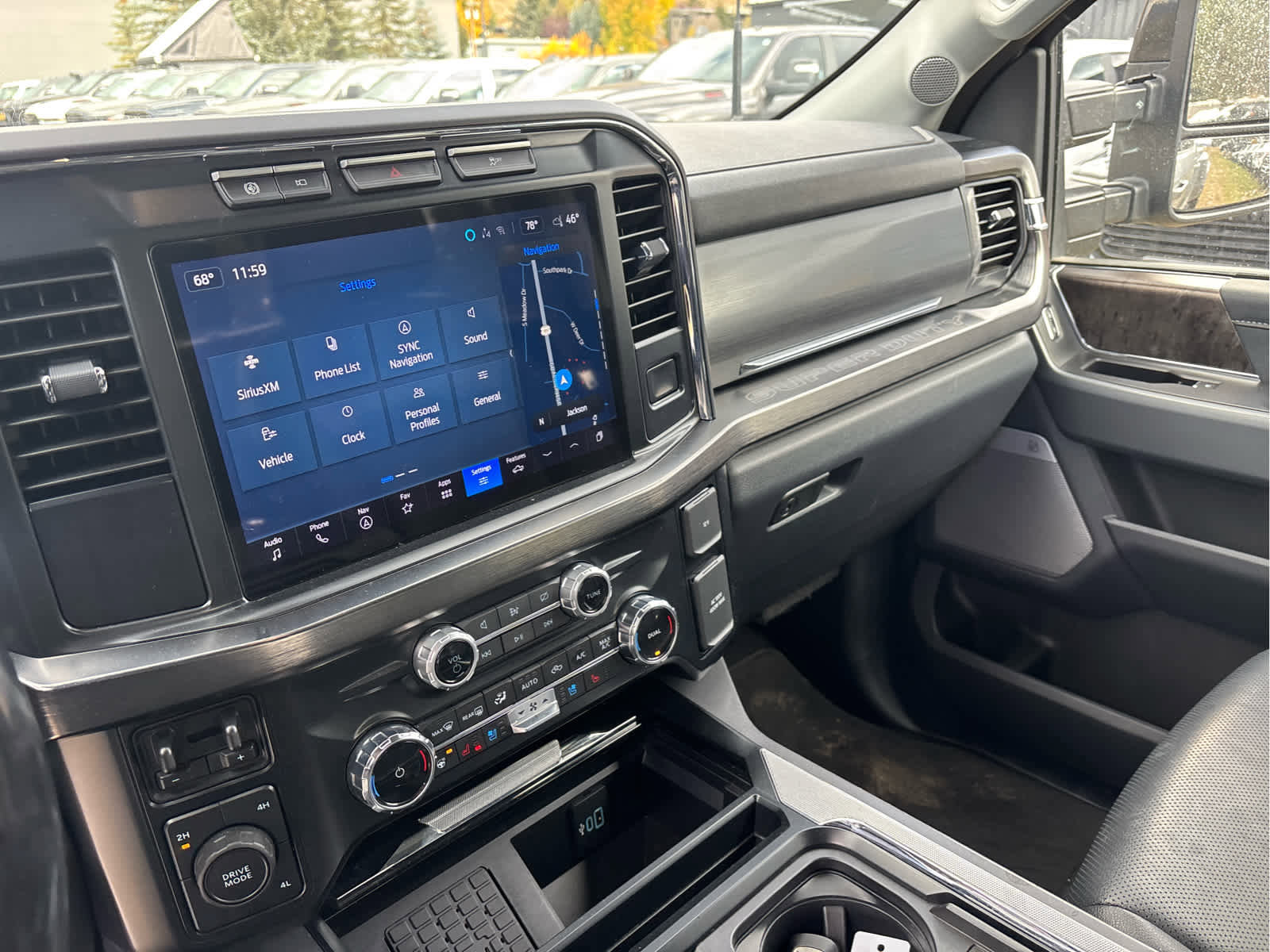 Used 2024 Ford F450 Lariat w/ Camper Package image 25