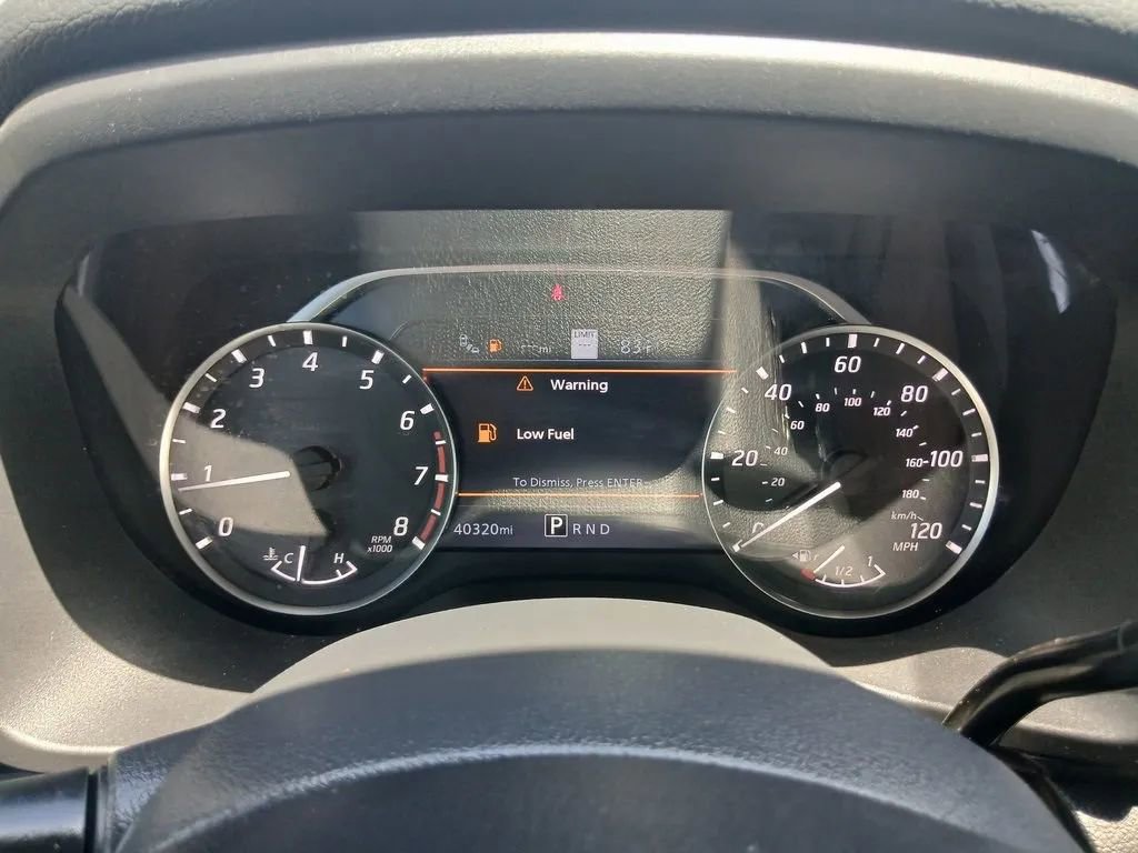 Used 2022 Nissan Titan SV w/ SV Convenience Package image 20