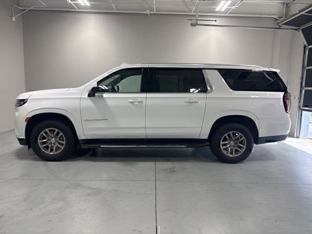 Used 2023 Chevrolet Suburban LT RWD image 10