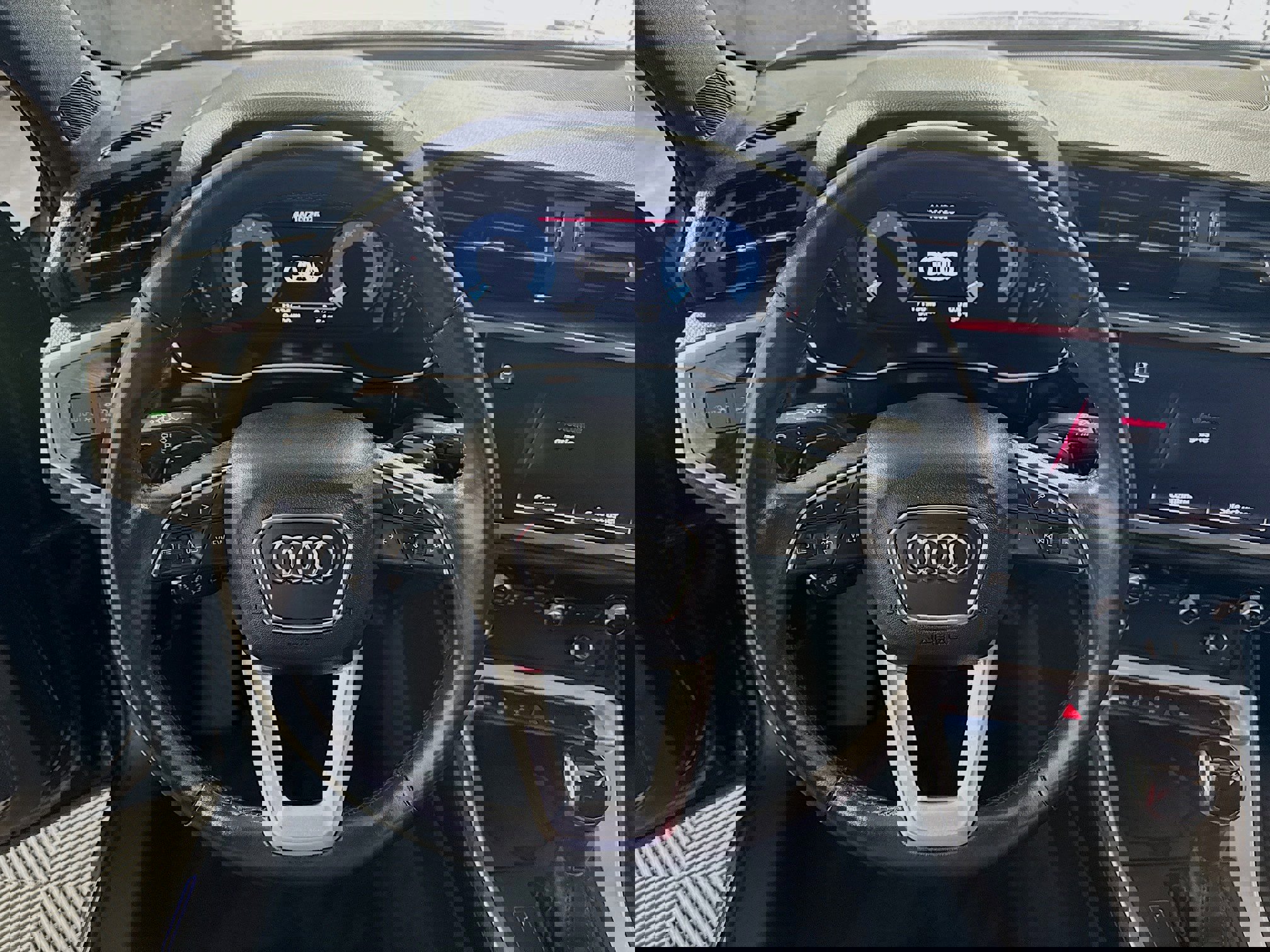 Used 2023 Audi Q3 2.0T Premium Plus w/ Premium Plus Package image 15