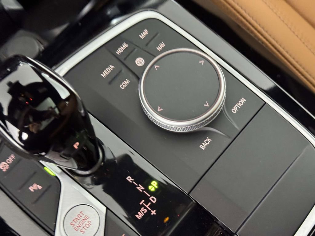 Used 2024 BMW X4 M40i w/ Premium Package image 30