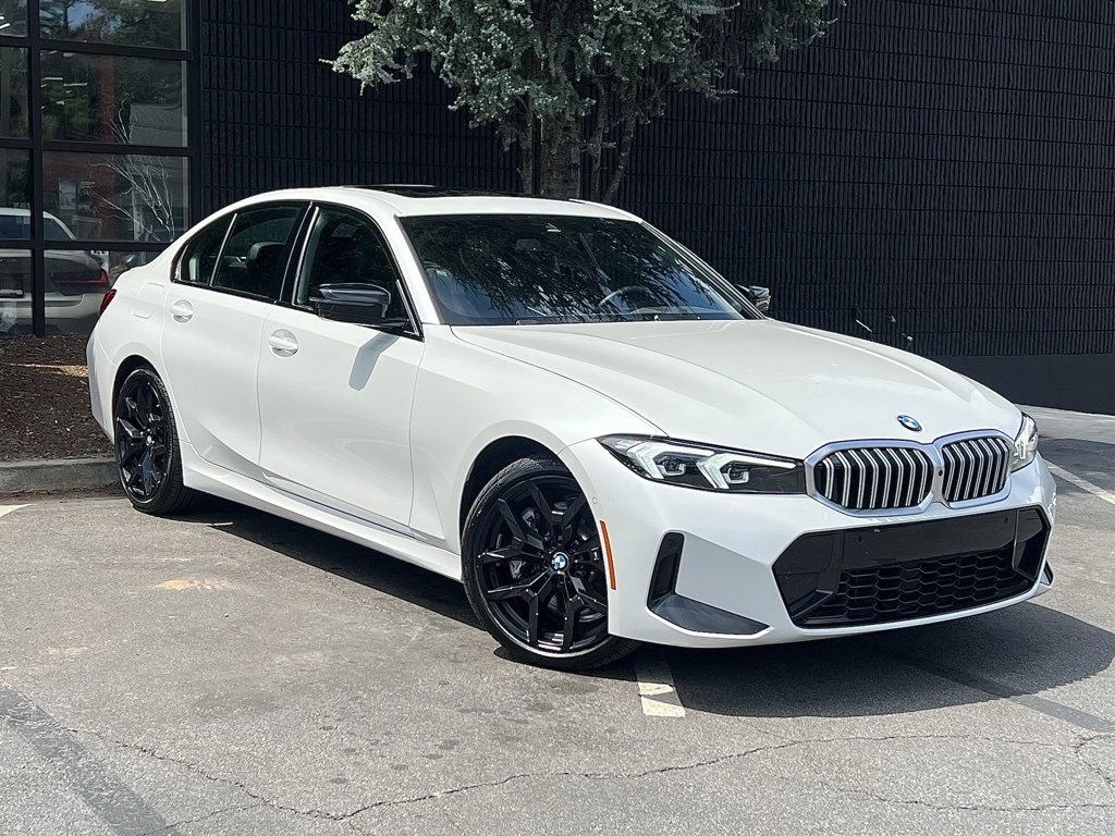 Used 2025 BMW 330i Sedan w/ M Sport Package image 6