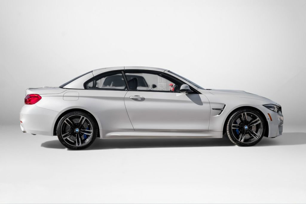 Used 2018 BMW M4 Convertible image 6
