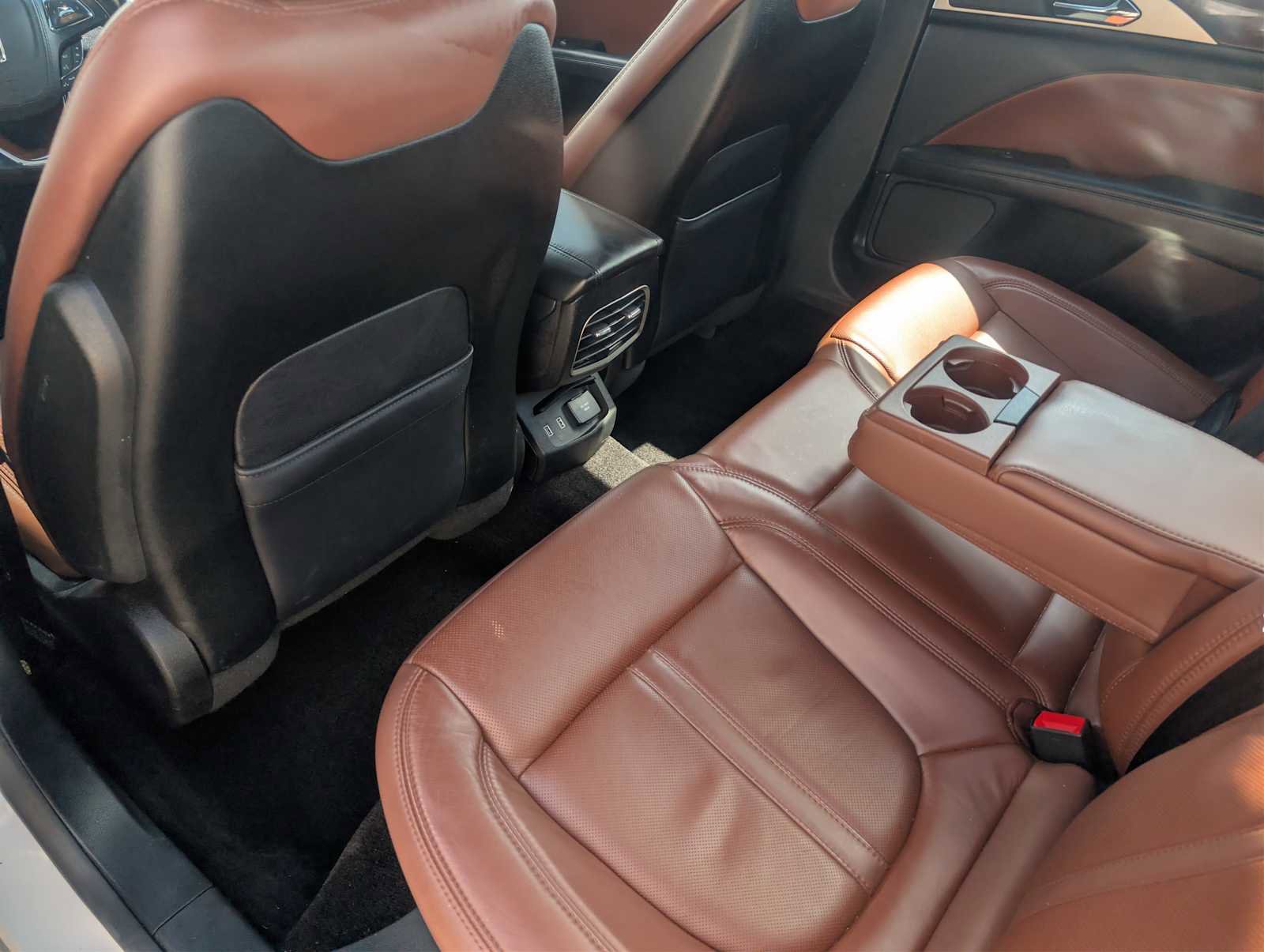 Used 2017 Lincoln MKZ Reserve image 22