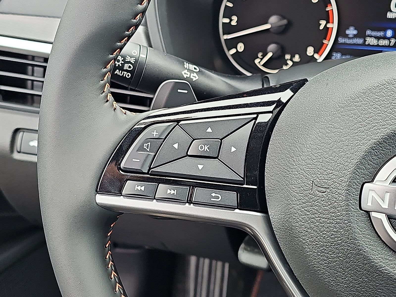 Used 2025 Nissan Altima 2.5 SR image 21