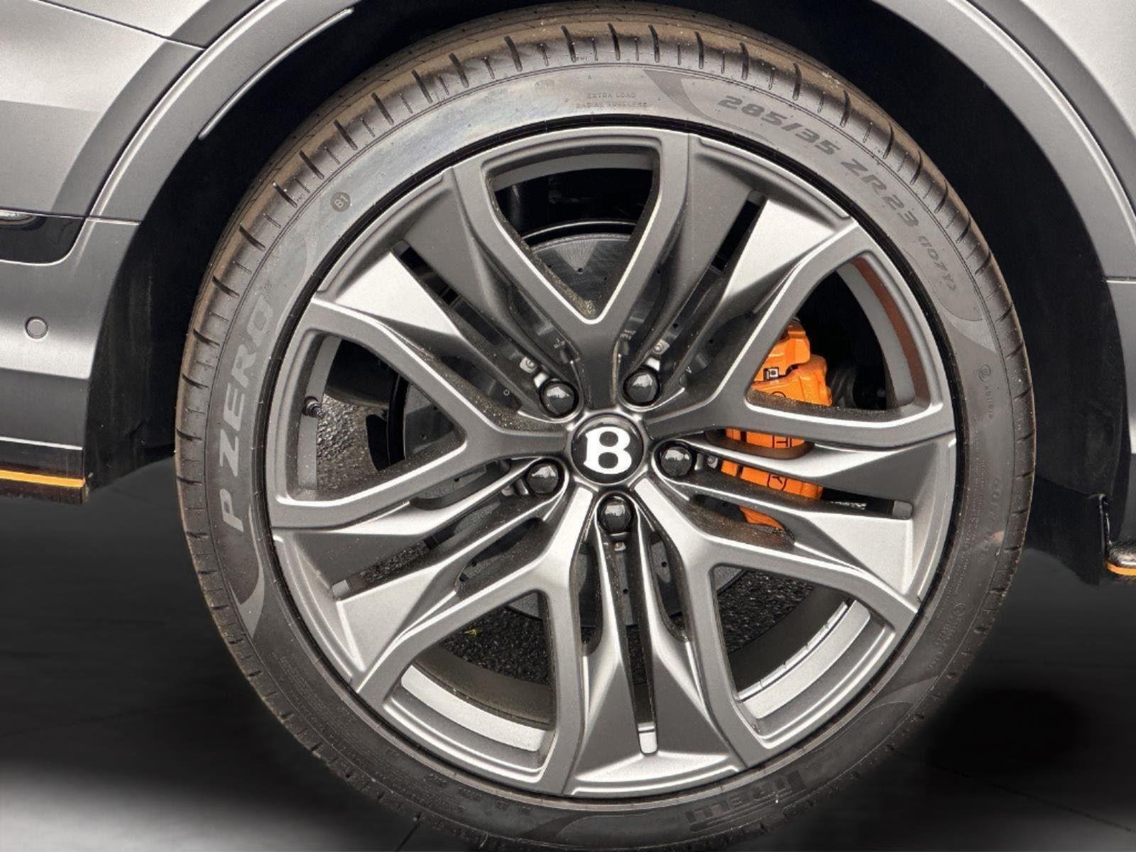 New 2026 Bentley Bentayga Speed AWD/4WD image 6