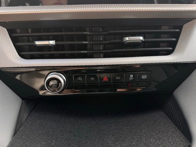 New 2026 Ford Explorer Active AWD/4WD image 15